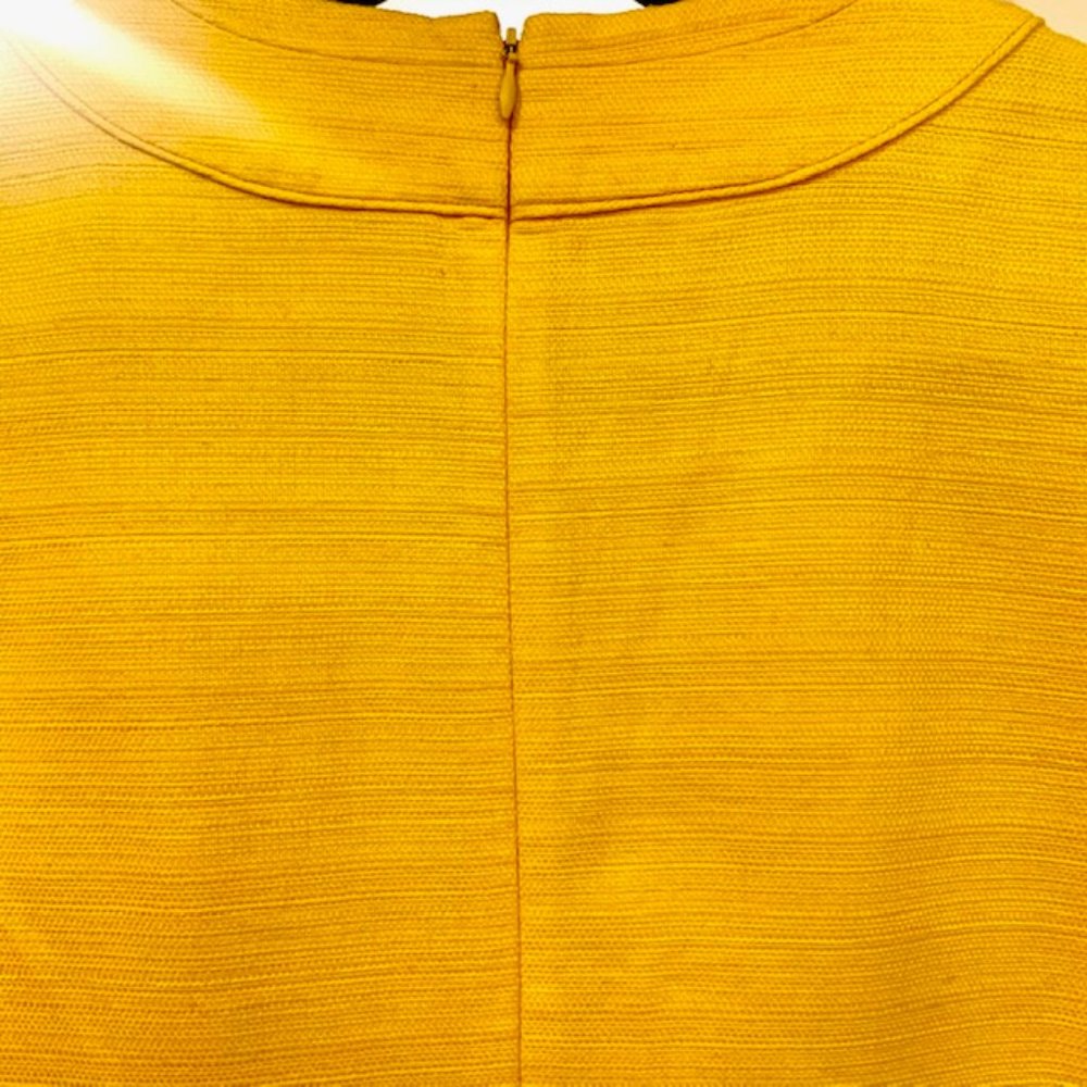 Timeless Tunic - Picture 4 of 4